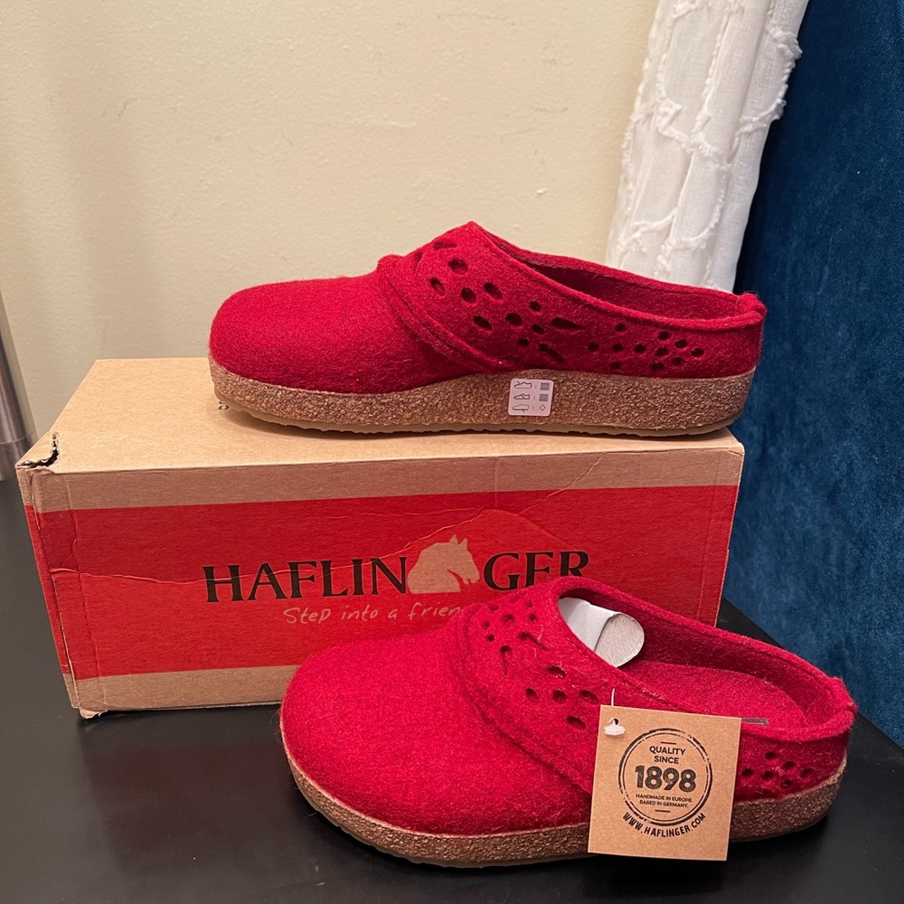 Haflinger clogs